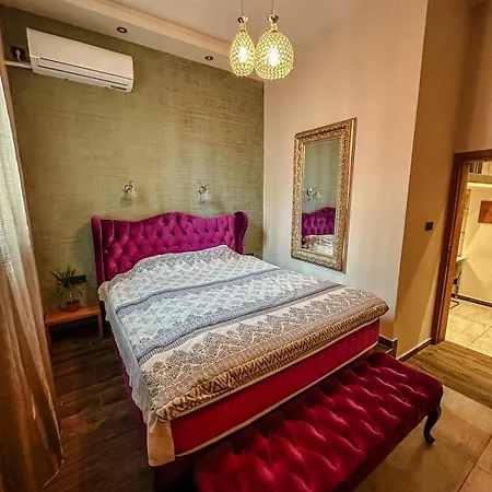 Loft City Garden Apartment Belgrade